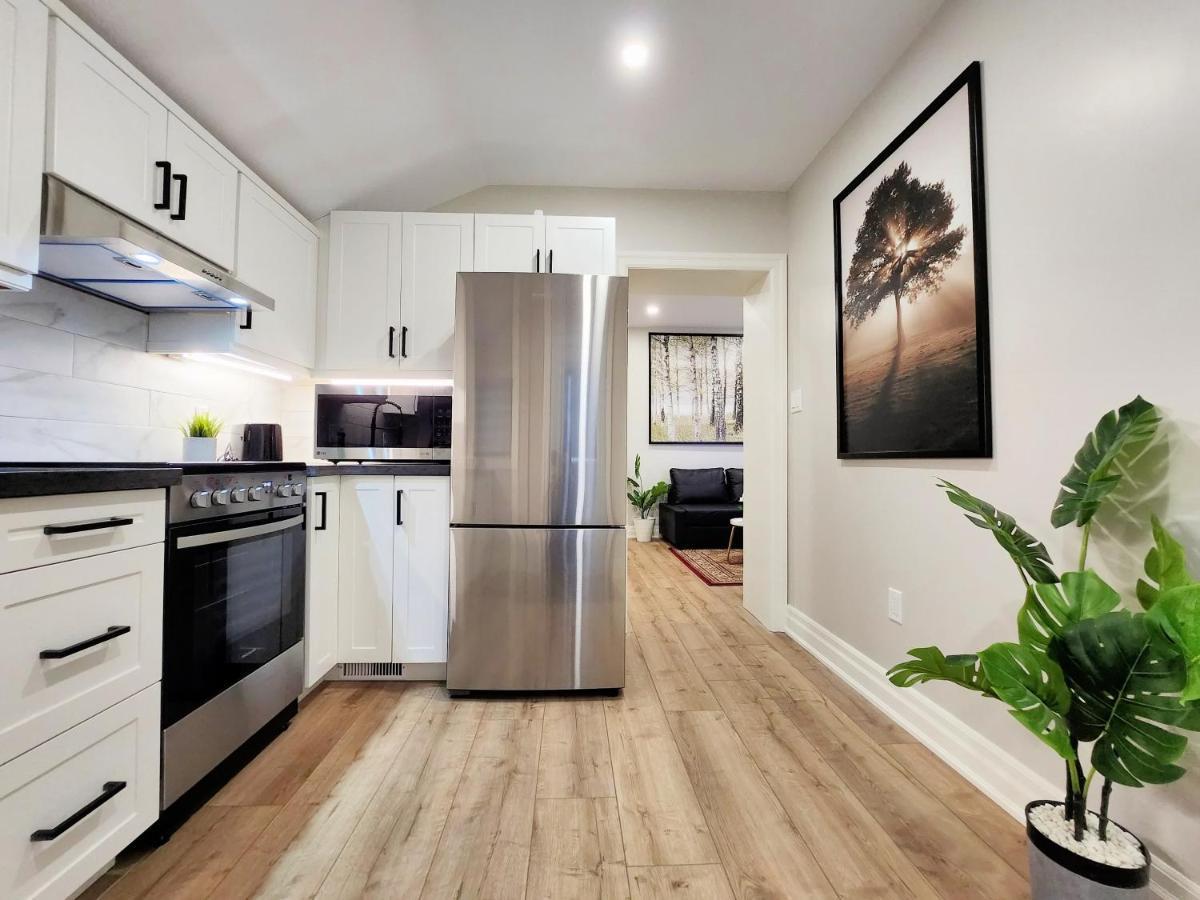 The Cozy Cove Modern King-Bedroom Full Apartment Saint Catharines ภายนอก รูปภาพ